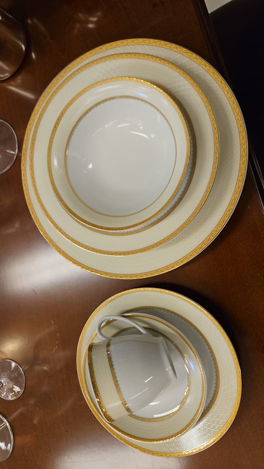 The main photo for Trent &Dunne Canterville dinner setting for 12