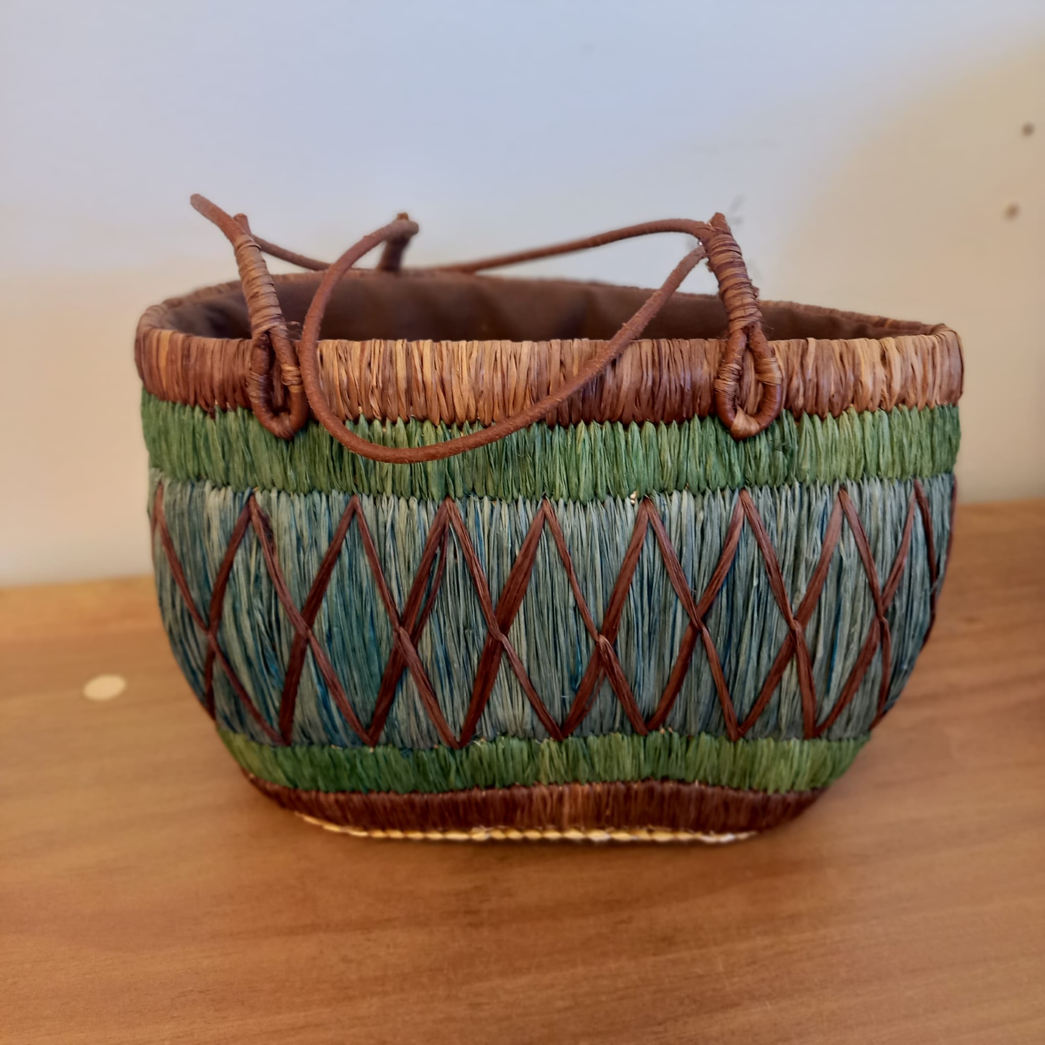 The main photo for /Assets/img/items/83de88a2-0471-4815-994f-4540d8671c69_d6f0b28f-1f16-4c2a-b146-f71d57cce31a.jpg